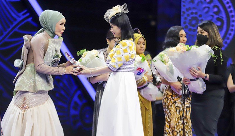 Tissa Biani Hingga Novia Bachmid Raih Penghargaan Lifestyle Awards - Bagian 4