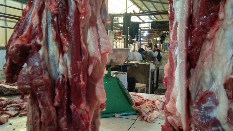 Jelang Nataru Harga Daging Sapi di Karawang Tembus Rp160.000 per Kilogram