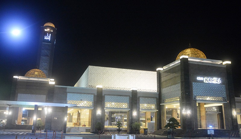 Keindahan dan Kemegahan Arsitektur 4 Masjid di Jawa Timur - Bagian 6