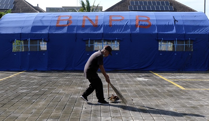 Tenda Darurat Dipasang Antisipasi Gempa Sululan di Karangasem - Bagian 1