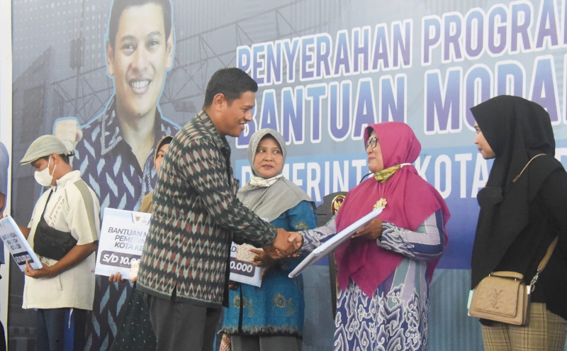 Wali Kota Kediri Jadikan Penerima Bantuan Modal Usaha sebagai Duta UMKM
