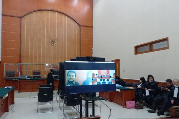  KRMT Roy Suryo Dituntut 1,5 Tahun Penjara dalam Kasus Meme Stupa Mirip Jokowi