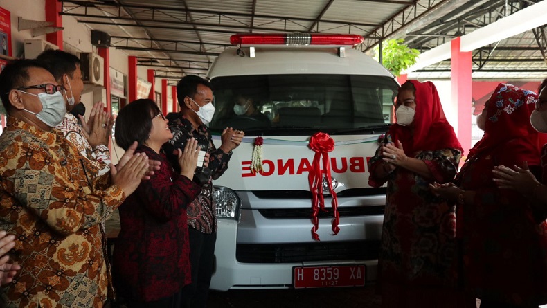 Lapas Semarang Terima Hibah Mobil Ambulans untuk Akses Kesehatan Warga Binaan