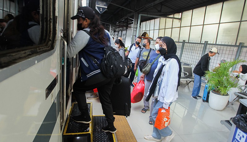Kemenhub Proyeksi 5,1 Juta Orang Bakal Mudik Naik Kereta saat Libur Nataru - Bagian 3