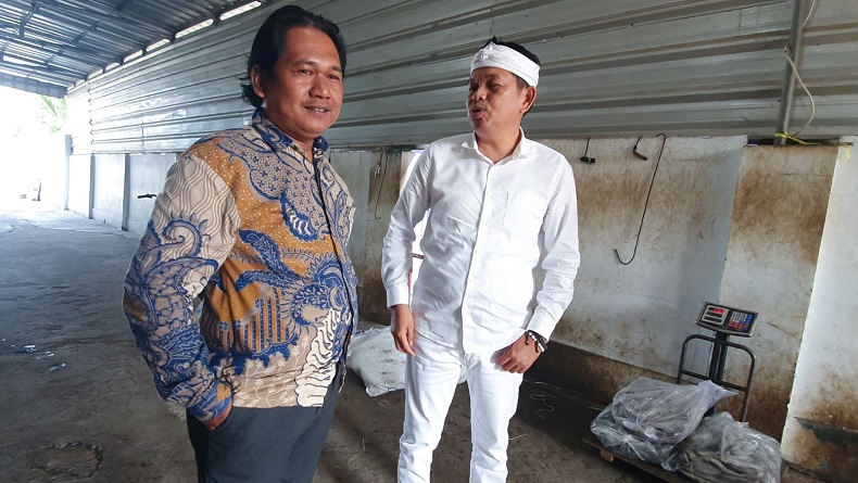 Inspiratif, Pria Tamatan SD Ini Sukses Jadi Saudagar Ikan di Cicinde Utara Karawang