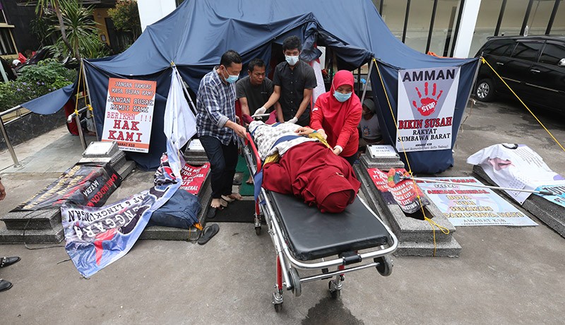 Kritis, 5 Peserta Mogok Makan Protes Mafia Tambang Dilarikan ke Rumah Sakit - Bagian 1