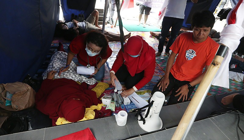 Kritis, 5 Peserta Mogok Makan Protes Mafia Tambang Dilarikan ke Rumah Sakit - Bagian 4