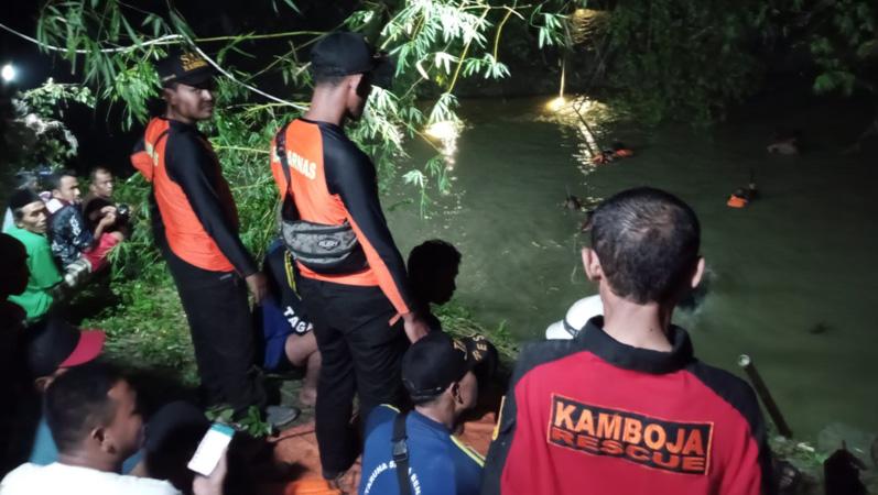 Asyik Bermain, Bocah 7 Tahun Tenggelam Terseret Arus Sungai Bengawan Solo