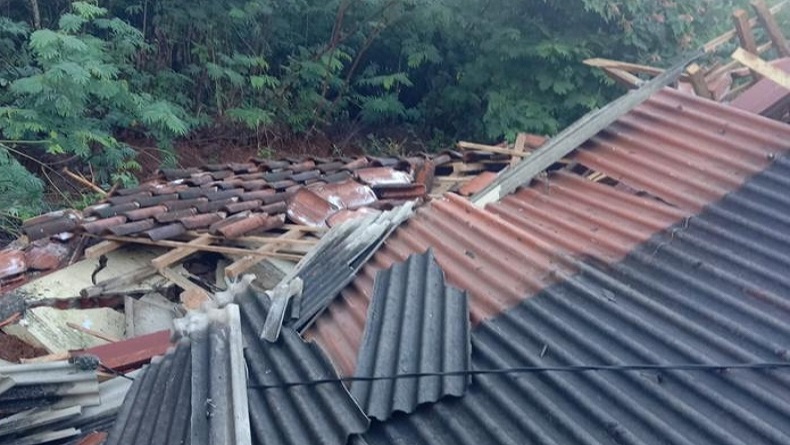 Longsor Nagreg Bandung, 5 Rumah Rata dan 28 Keluarga Mengungsi 