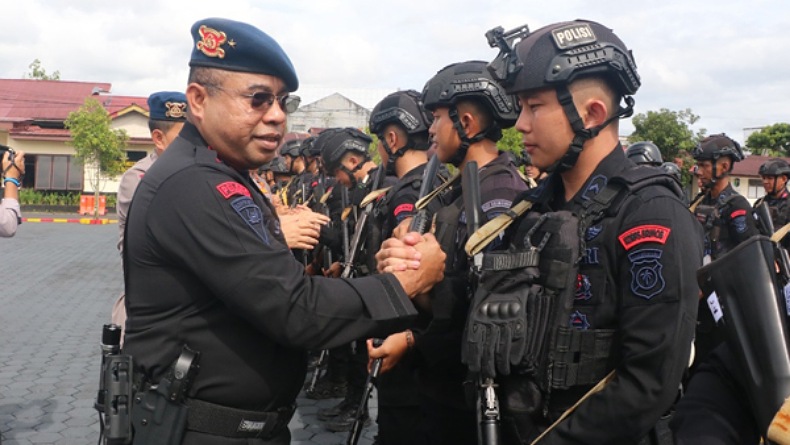 Purna Tugas BKO Polda Papua, 100 Personel Brimob Disambut Wakapolda Sulut