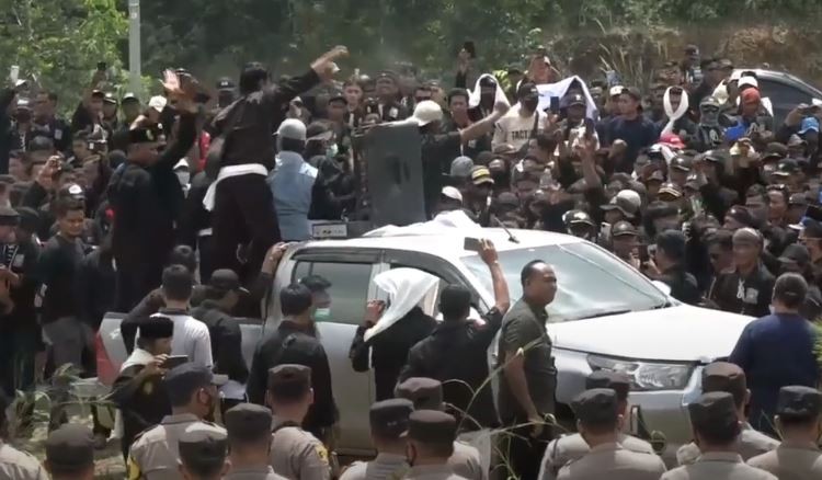 Ribuan Pendekar Silat se-Lampung Kepung Polres Tulang Bawang Barat, Ada Apa?