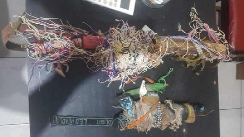 title Bawa Benda Diduga Senjata Api, 2 Penumpang Kapal Ditangkap di Pelabuhan Nabire Bawa Benda Diduga Senjata Api, 2 Penumpang Kapal Ditangkap di Pelabuhan Nabire