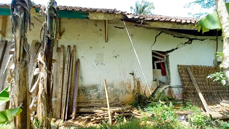Rumah Terdampak Pergerakan Tanah di Pancasura Garut Bertambah Jadi 69