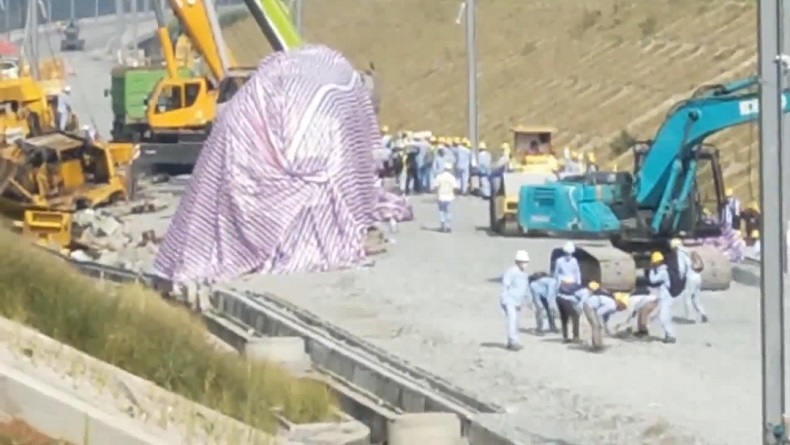 Kereta Teknis dan Lokomotif KCJB di Padalarang KBB Belum Berhasil Dievakuasi