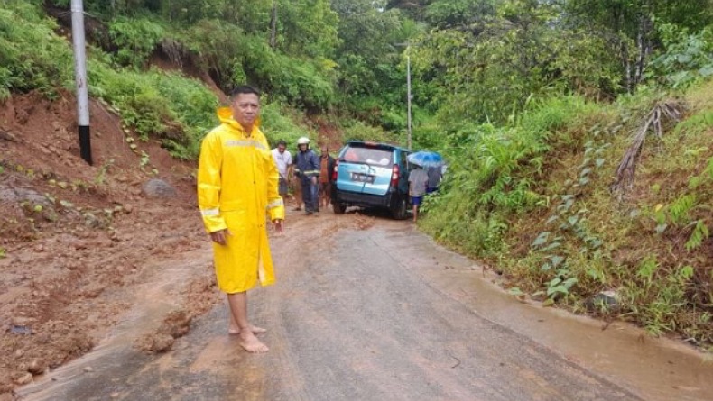 BPBD : Jalur Jalan Tertutup Longsor di Sangihe Sudah Terbuka