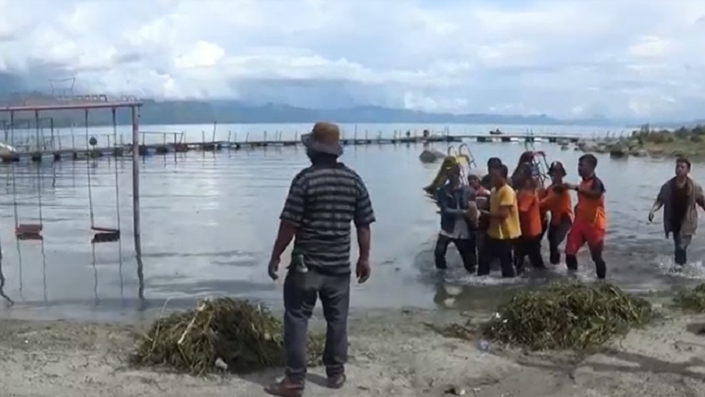 Berburu Ikan di Danau Toba, Pria asal Karo Tewas Tenggelam
