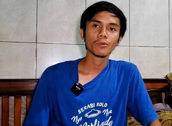Pria Muda Penjual Ikan Asap Ini Dikira Pesugihan, Bisa Habiskan 3 Kuintal per Hari
