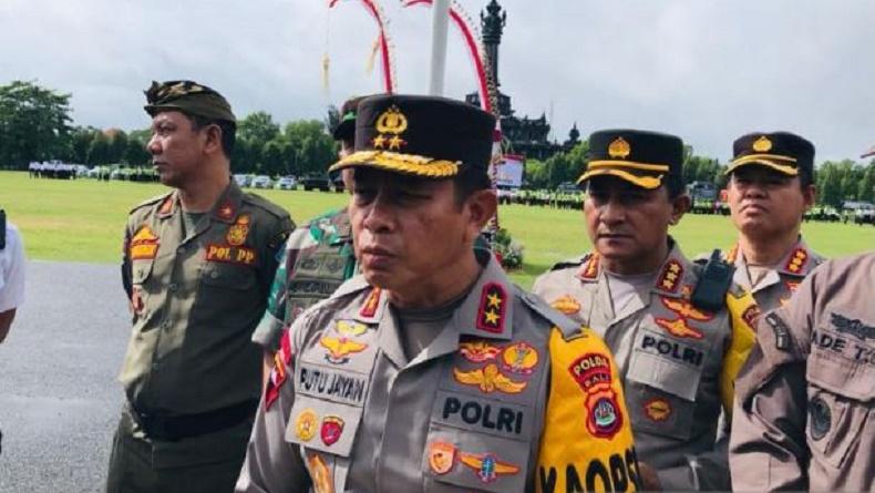 Cegah Ancaman Terorisme, Polisi Perketat Pengamanan Gereja dan Pintu Masuk Bali