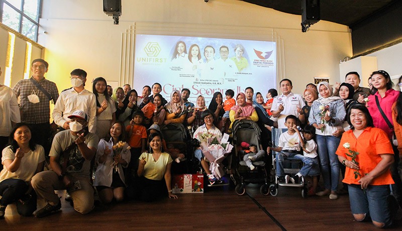 Peringati Hari Ibu, DPW Partai Perindo DKI Jakarta Bagikan Kursi Roda - Bagian 3