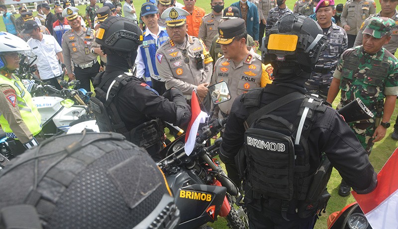 Polda Jateng Kerahkan Belasan Ribu Personel Amankan Natal dan Tahun Baru - Bagian 2