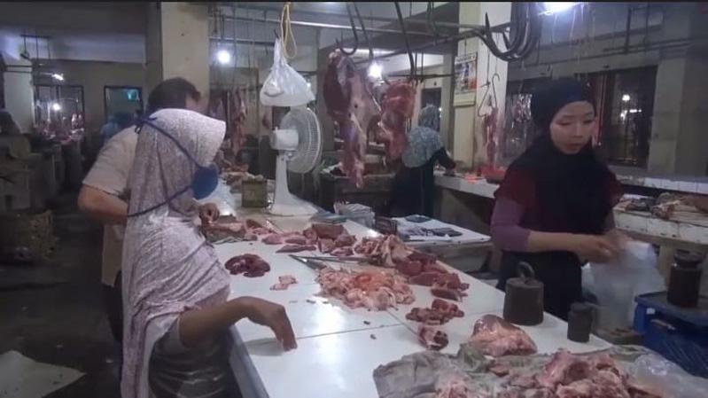 Jelang Nataru, Harga Daging Sapi dan Ayam Potong di Tegal Melonjak Tajam