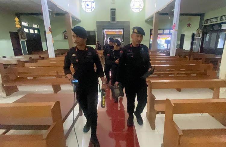 Amankan Natal, Polda DIY Tambah CCTV dan Sterilisasi Gereja di Gunungkidul-Sleman