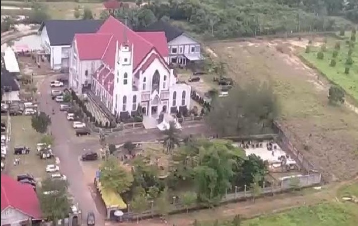 title Pantau Perayaan Natal Lewat Udara, Kapolda Jambi: Situasi Aman dan Kondusif Pantau Perayaan Natal Lewat Udara, Kapolda Jambi: Situasi Aman dan Kondusif