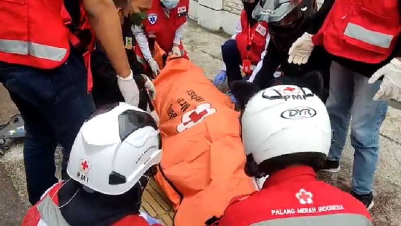 Diduga Ngantuk, Tukang Parkir di Mojokerto Tewas Terjatuh dari Motor