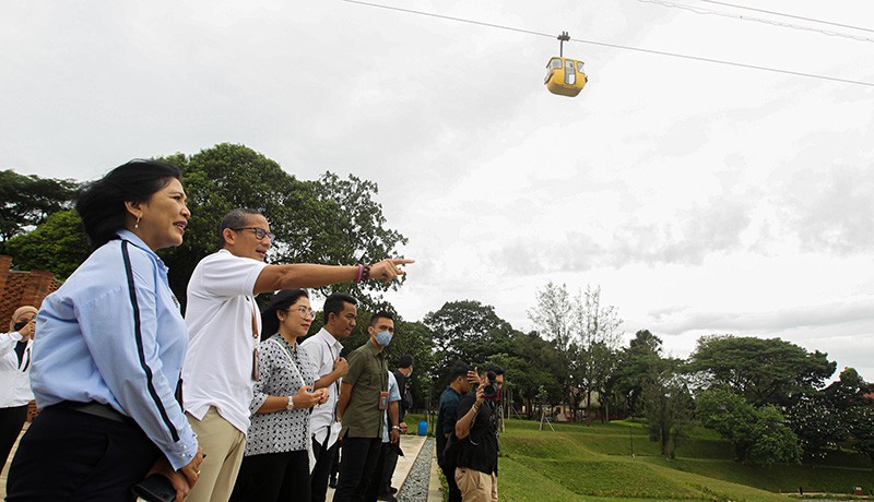Sandiga Uno Cek Kesiapan TMII Jelang Perayaan Malam Tahun Baru - Bagian 1