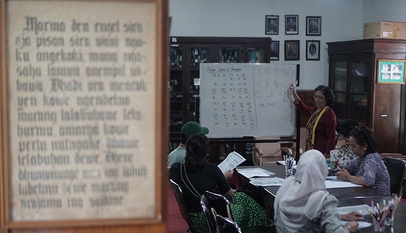 Belajar Membaca dan Menulis Aksara Jawa - Bagian 2