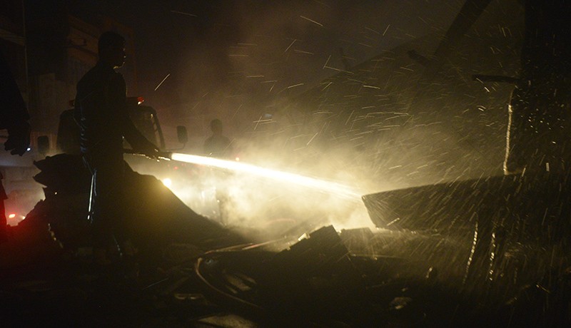 Pasar Sentral Makassar Kebakaran, Kerugian Miliaran Rupiah - Bagian 2