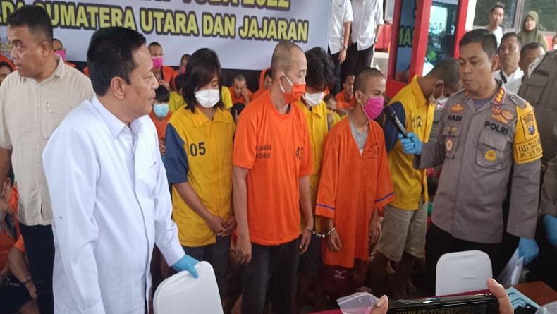 title Pencuri 6 Motor Sekaligus di Deliserdang Ditangkap, Satu Pelaku Ternyata Gadis Muda Pencuri 6 Motor Sekaligus di Deliserdang Ditangkap, Satu Pelaku Ternyata Gadis Muda