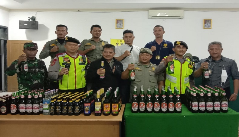 Penggerebekan Hotel di Sukabumi, 3 Pasangan Mesum dan 2 Pelaku Prostitusi Online Diamankan