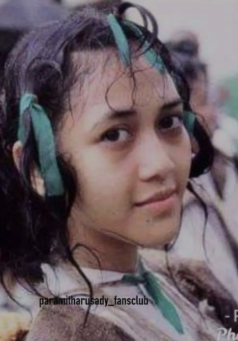 Intip 5 Potret Lawas Paramitha Rusady, Ada Yang Bergaya Tomboy Hingga ...