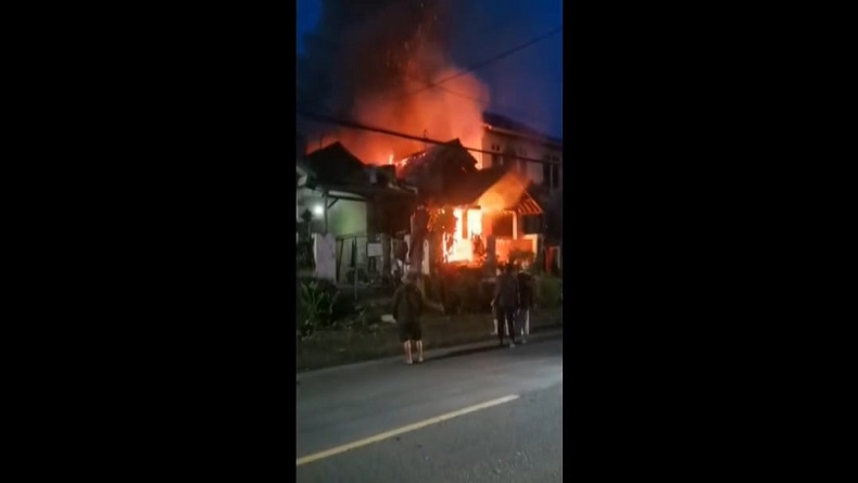 Kebakaran Rumah Tewaskan Lansia di Tagog Apu Padalarang KBB