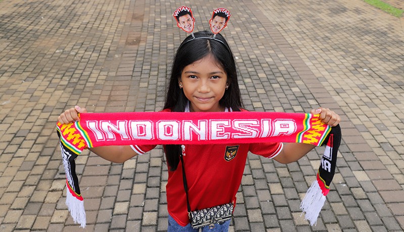 Semangat Suporter Timnas Dukung Indonesia Hadapi Thailand - Bagian 4