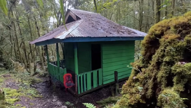 Kesaksian Pendaki soal Keangkeran Gunung Binaiya Maluku, Berani Bermalam di Pos 3?