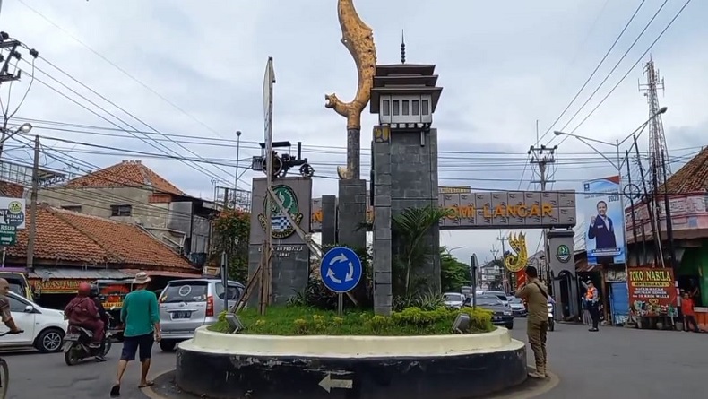 Pemkab Majalengka Desak Pemprov Jabar Bongkar Tugu Kadipaten, Ini Alasannya