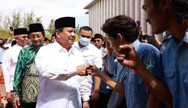 Bantuan Mobil Pemelihara Masjid dari Prabowo Tiba di Papua Barat - Bagian 3