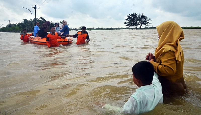 27.554 Jiwa Terdampak Banjir Kudus Jawa Tengah yang Semakin Meluas  - Bagian 1
