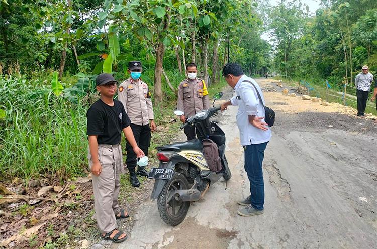 title Pelajar Gunungkidul Dibacok saat Berangkat Sekolah, Polisi: Modus Baru Perampasan Pelajar Gunungkidul Dibacok saat Berangkat Sekolah, Polisi: Modus Baru Perampasan