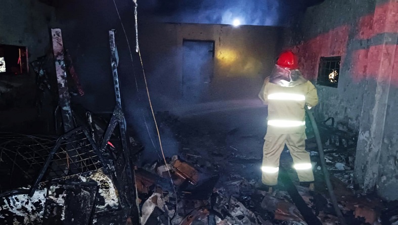 Korsleting Listrik, Toko Sembako di Banyuwangi Ludes Terbakar