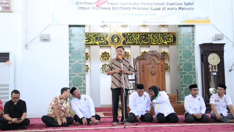 Pemprov Sulut Salurkan 2.000 Paket Sembako untuk Mustahik di Masjid Raya Manado