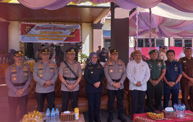 Resmi Dilantik, Wabup Merlan Harap Kapolres Bone Bolango Sinergi Jaga Kamtibmas