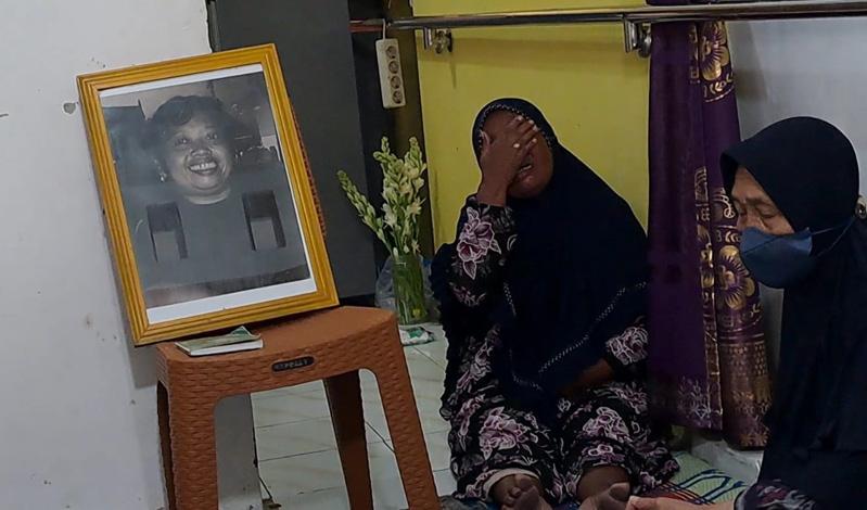 Sipon Istri Wiji Thukul Dimakamkan, Semangat Perjuangan Mencari Keadilan Tetap Menyala