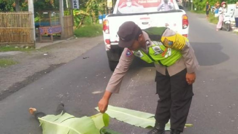 Jatuh Usai Senggolan, Pengendara Motor di Blitar Tewas Terlindas Trail PNS