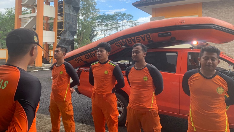 Melaut Cari Lobster, Nelayan Hilang di Pantai Legok Jawa Pangandaran