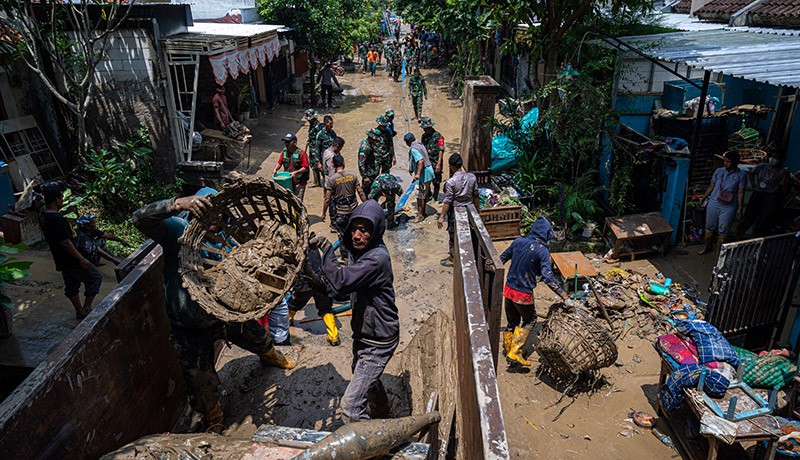 Kondisi Perumahan Dinar Indah Semarang usai Diterjang Banjir Bandang - Bagian 1
