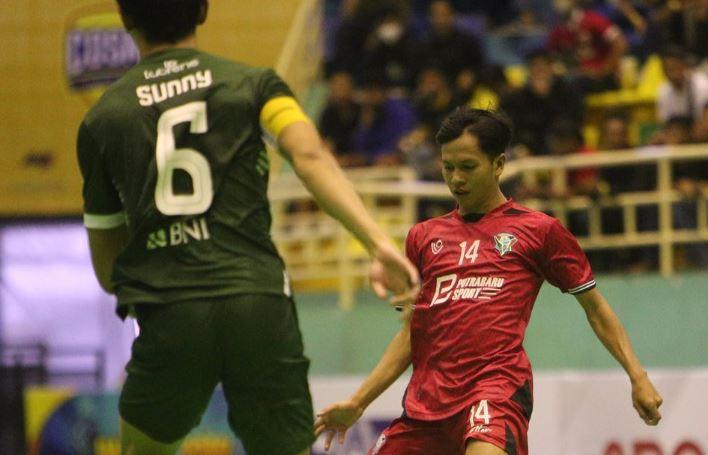 Liga Futsal Profesional 2023 Resmi Dibuka, Penonton Meriahkan GOR POPKI ...
