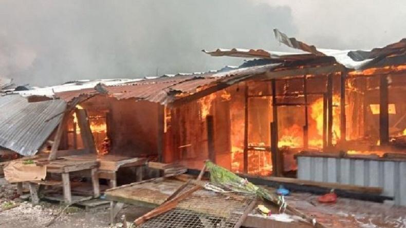 Pasar Youtefa di Jayapura Terbakar, 100 Kios Ludes Dilalap Api